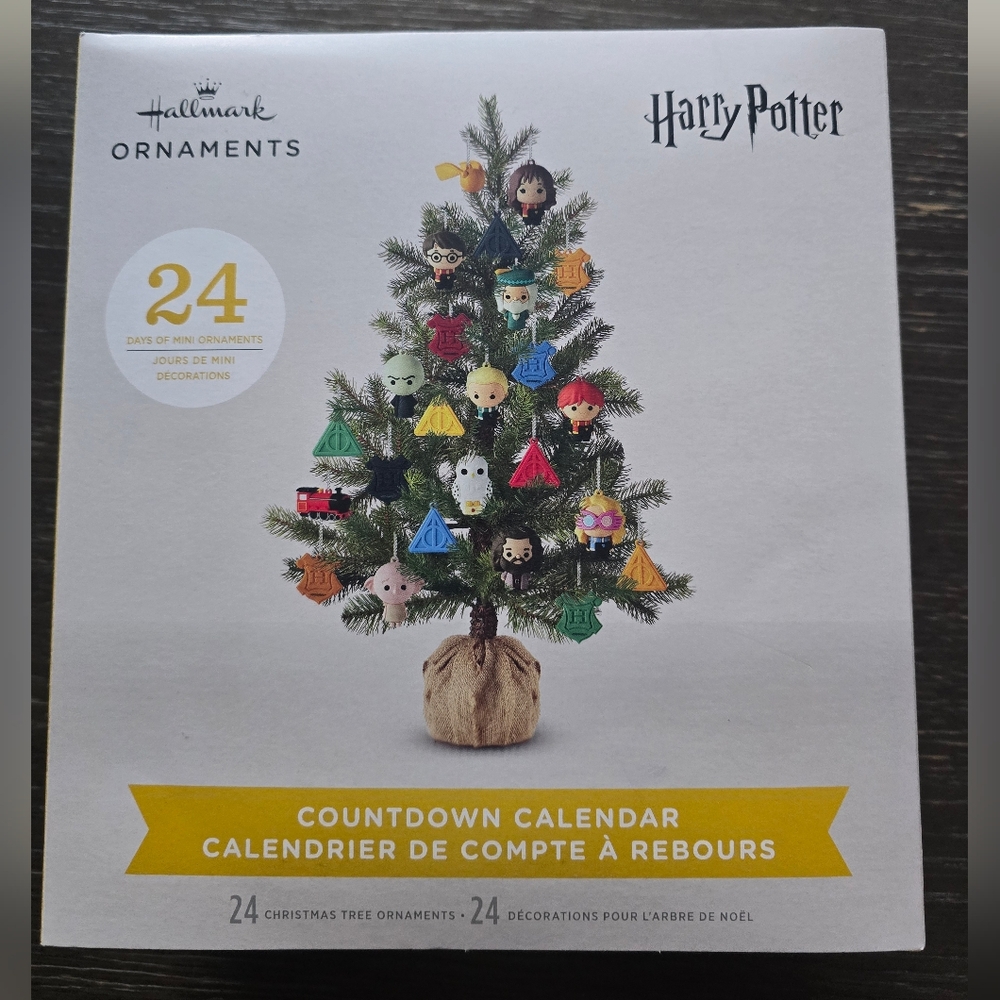 NWT Hallmark Harry Potter Countdown Calendar with Colorful Ornaments